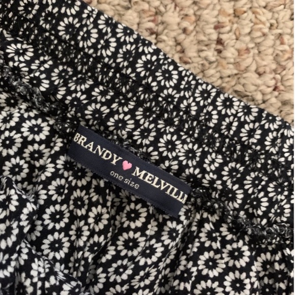 Brandy Melville flowy skirt - Picture 3 of 3